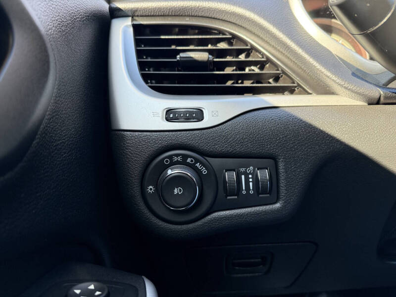 2017 Jeep Cherokee Trailhawk