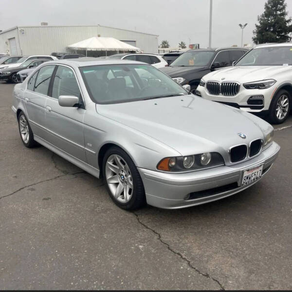2003 BMW 5 Series 525i