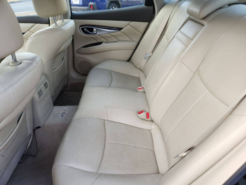 2011 Infiniti M37 x