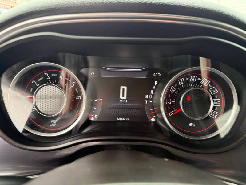 2015 Dodge Challenger SXT