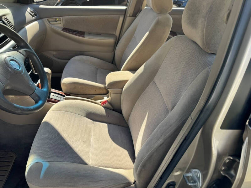 2006 Toyota Corolla LE