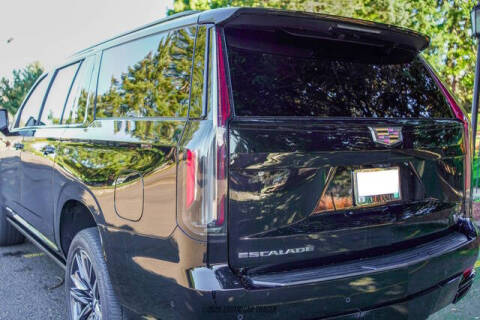 2023 Cadillac Escalade ESV Sport Platinum