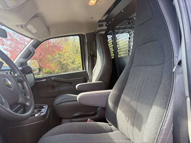 2024 Chevrolet Express 2500