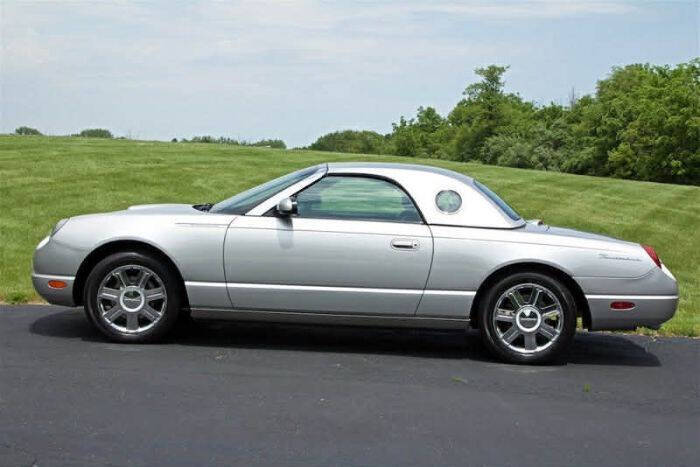 2005 Ford Thunderbird