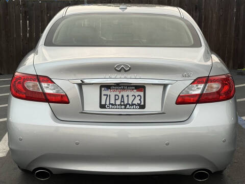 2013 Infiniti M37