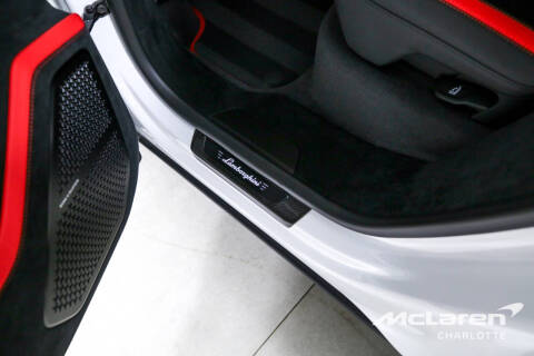 2023 Lamborghini Urus S