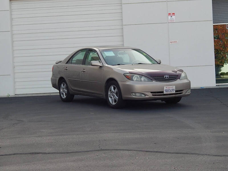 2004 Toyota Camry SE V6