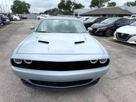 2020 Dodge Challenger SXT