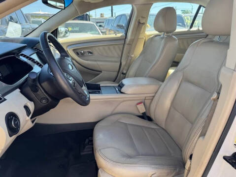 2015 Ford Taurus SEL