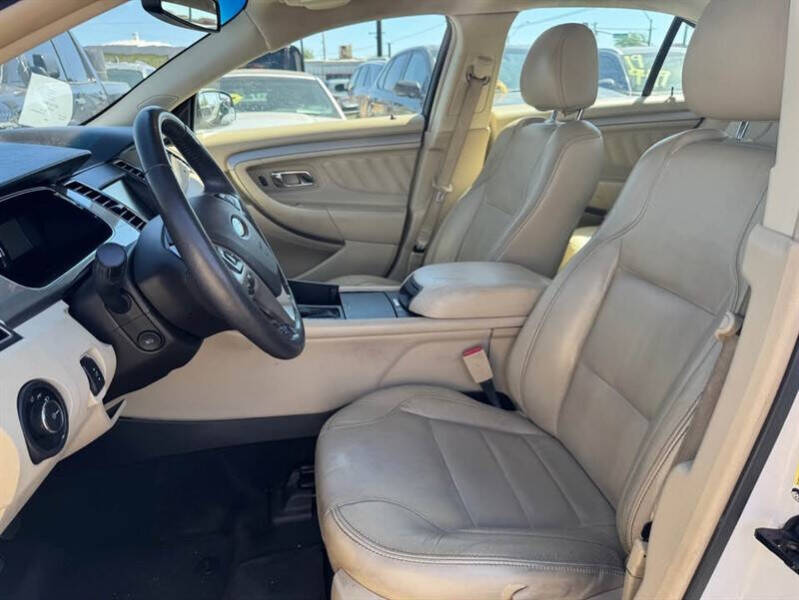 2015 Ford Taurus SEL
