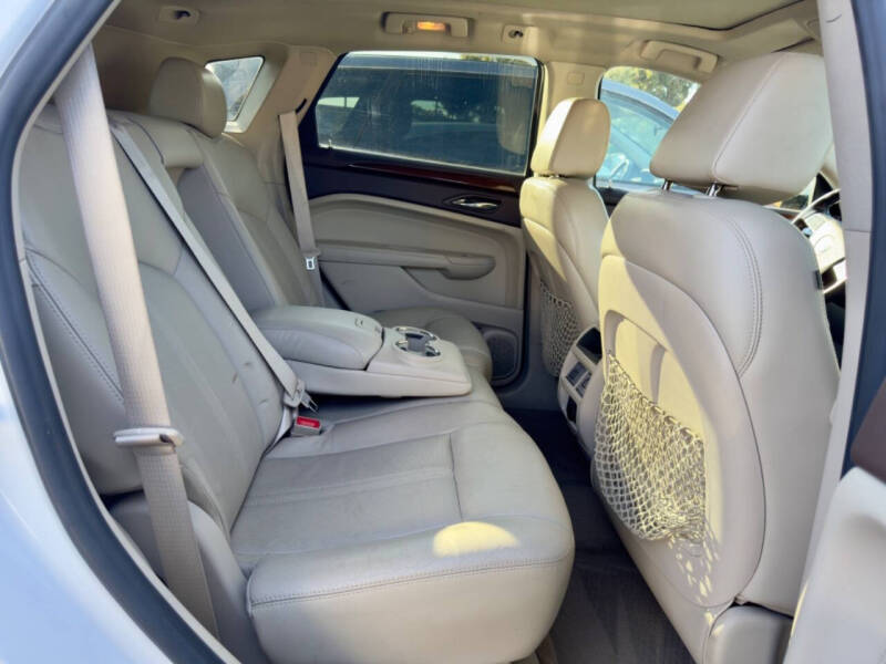 2011 Cadillac SRX Luxury Collection