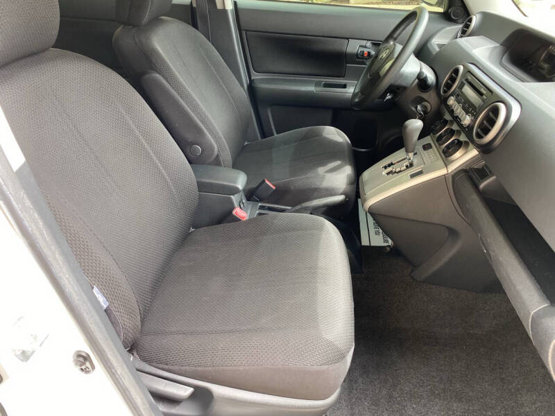 2008 Scion xB