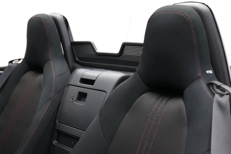 2016 Mazda MX-5 Miata Club