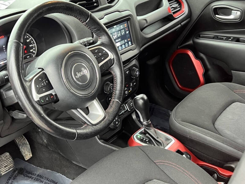 2019 Jeep Renegade Trailhawk