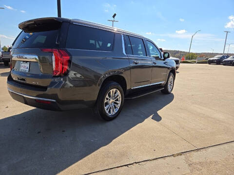 2021 GMC Yukon XL SLT