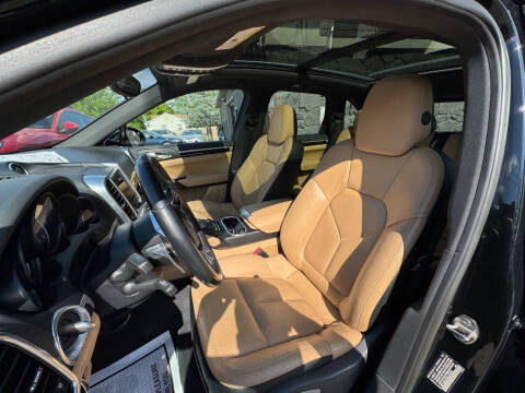 2017 Porsche Cayenne S