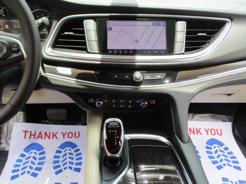 2020 Buick Enclave Essence