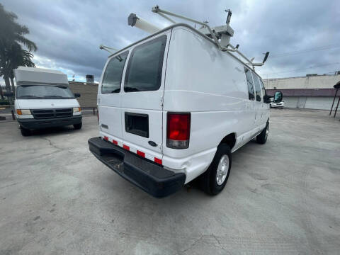 2010 Ford E-Series E-250