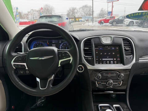 2015 Chrysler 300 Limited