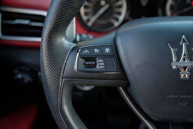 2023 Maserati Ghibli Modena