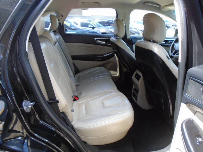 2017 Ford Edge Titanium