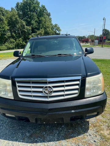 2005 Cadillac Escalade for sale at Simyo Auto Sales in Thomasville NC