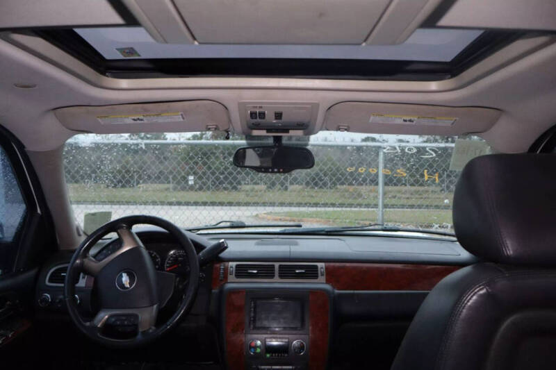 2013 Chevrolet Suburban LTZ