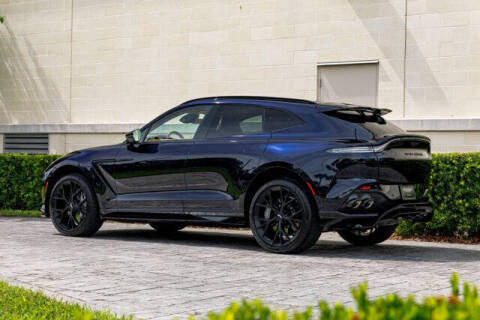 2025 Aston Martin DBX 707