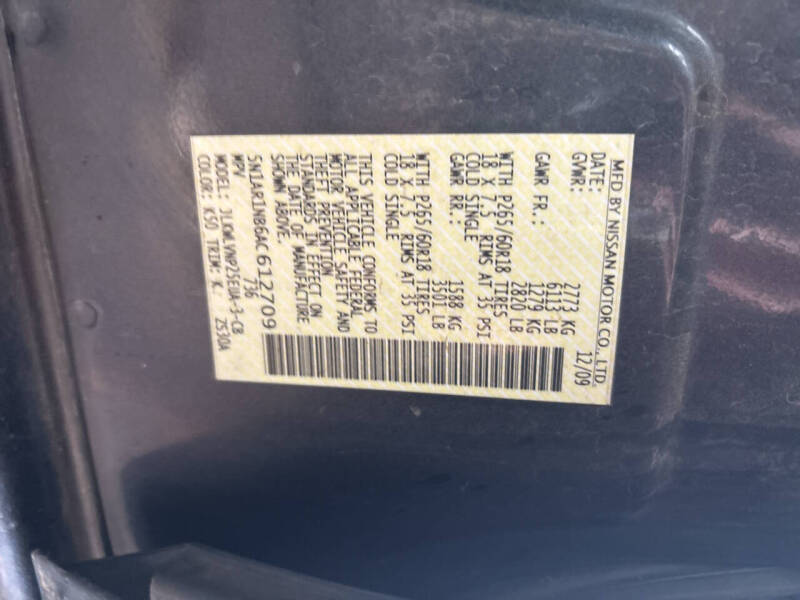 2010 Nissan Pathfinder LE
