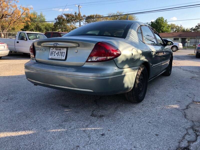 2005 Ford Taurus for sale at Approved Auto Sales in San Antonio TX