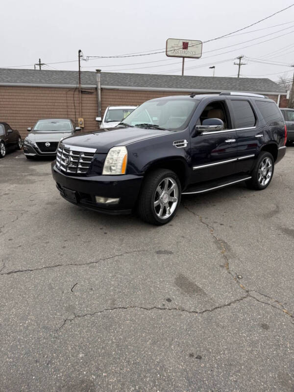 2009 Cadillac Escalade for sale at Dartmouth Street Auto Sales in Dartmouth MA