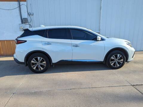 2019 Nissan Murano for sale at Parkway Motors in Osage Beach MO