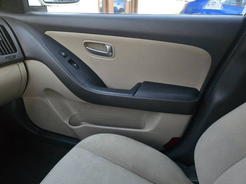 2009 Hyundai Elantra SE