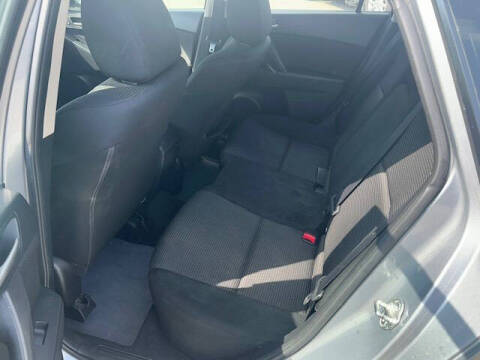 2013 Mazda MAZDA3 i Touring