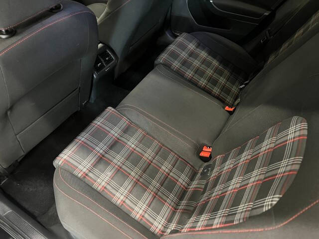 2017 Volkswagen Golf GTI S