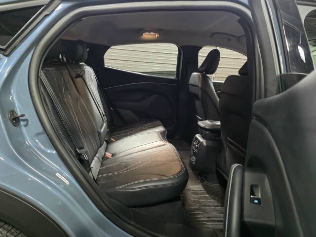 2023 Ford Mustang Mach-E Select