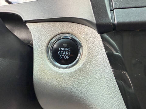 2016 Toyota Sienna XLE 8-Passenger