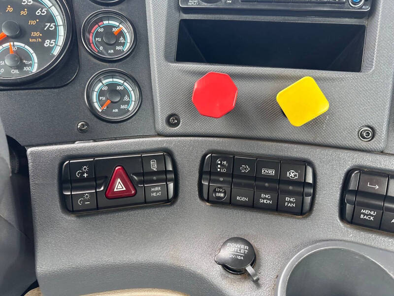 2017 Freightliner Cascadia