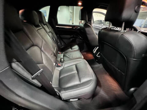 2016 Porsche Cayenne