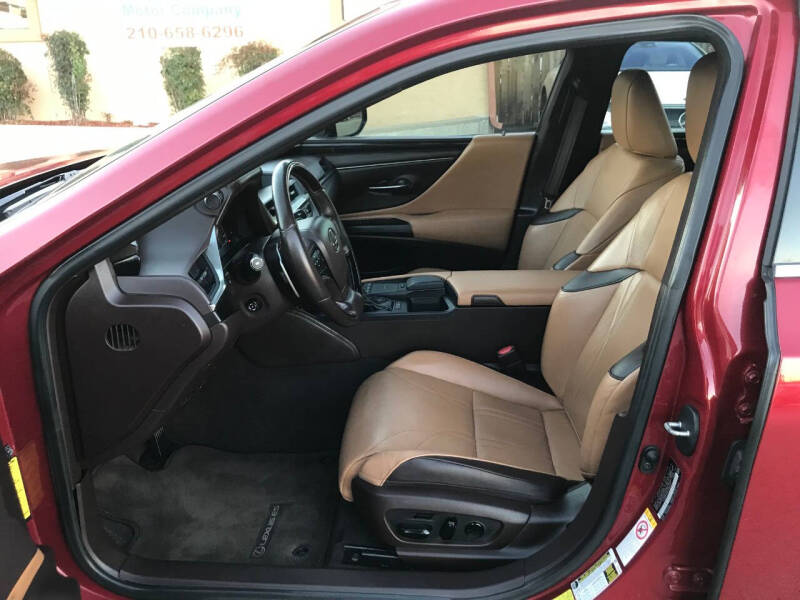 2019 Lexus ES 350 Luxury