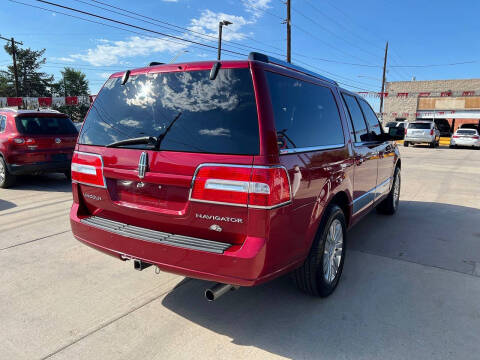 2013 Lincoln Navigator L