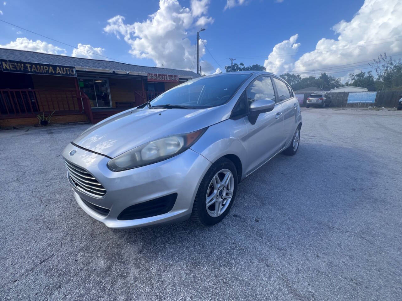 Silver 2018 Ford Fiesta SE SE 4dr Hatchback 2
