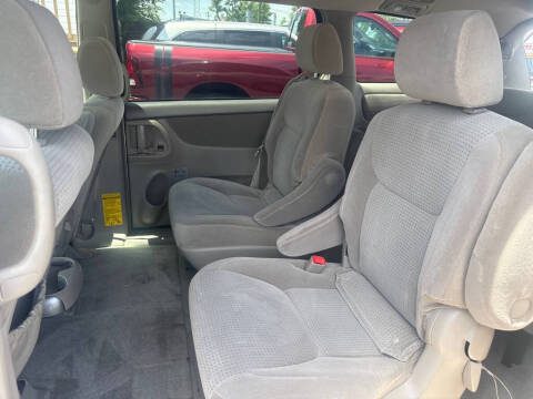 2006 Toyota Sienna