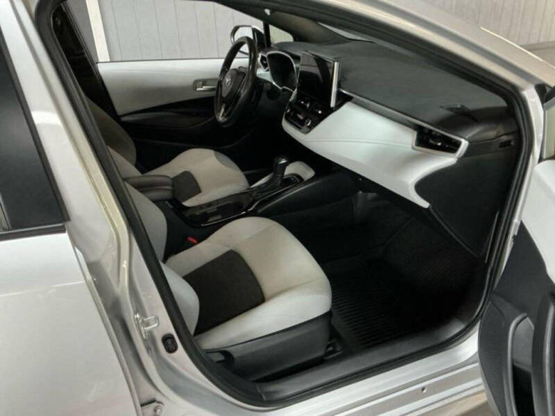 2024 Toyota Corolla Hatchback SE