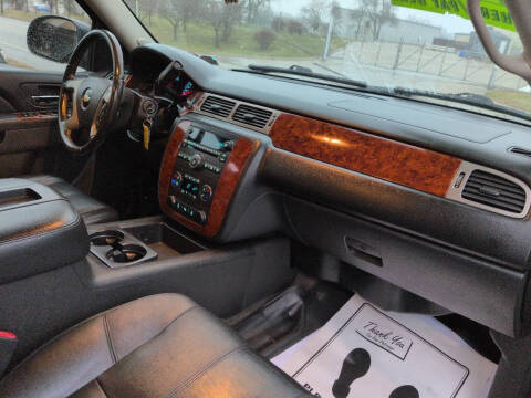 2012 Chevrolet Suburban LT