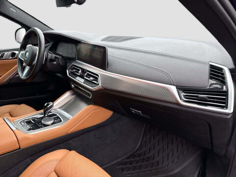 2023 BMW X6 xDrive40i