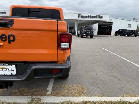 2025 Jeep Gladiator Sport S