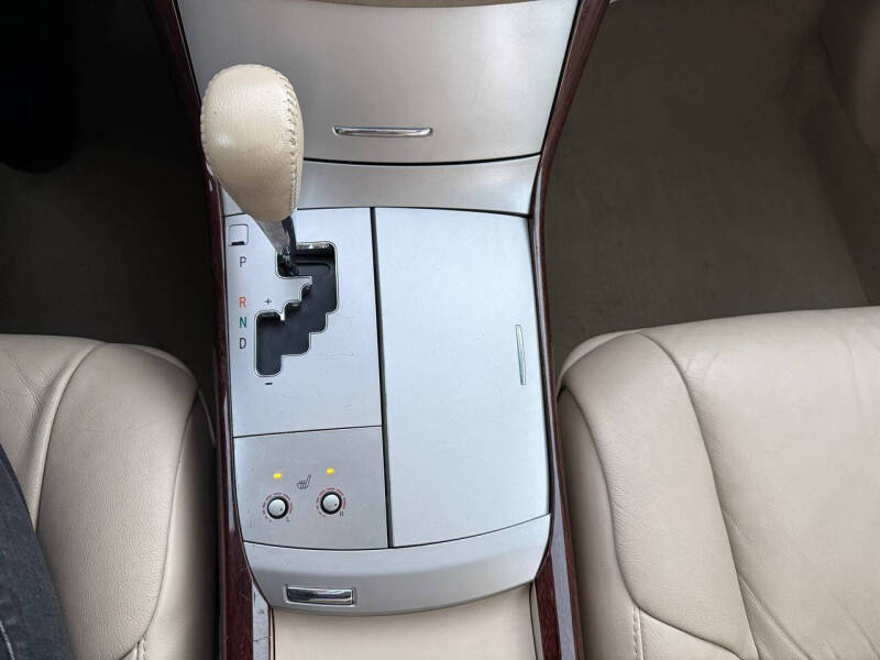 2008 Toyota Avalon XLS