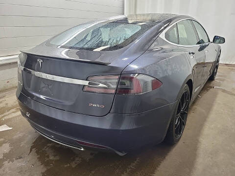 2015 Tesla Model S P85D