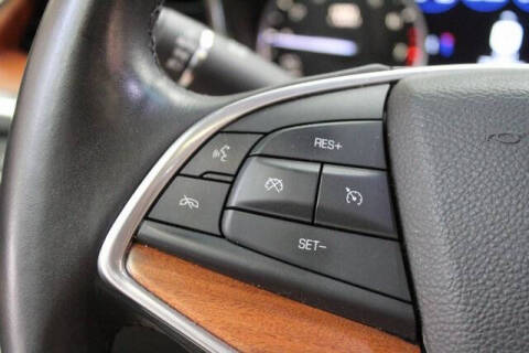 2017 Cadillac XT5 Platinum